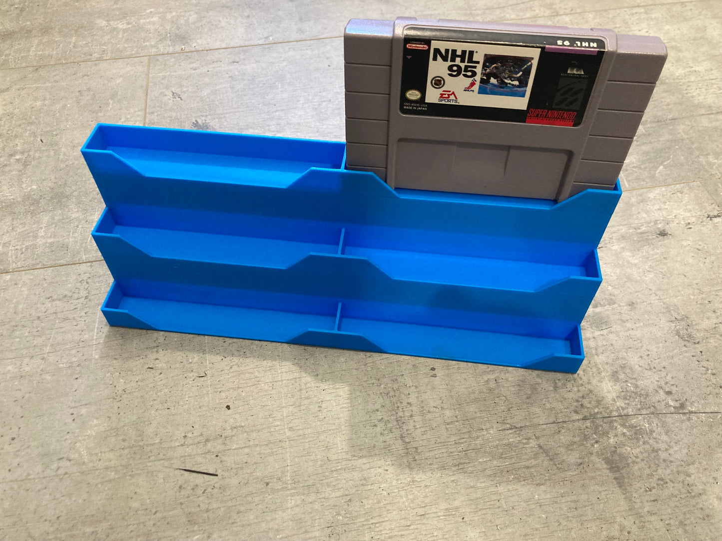 Display for 6 SNES games- Blue color